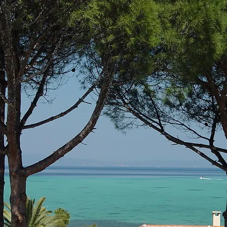 Hotel Elena 2*